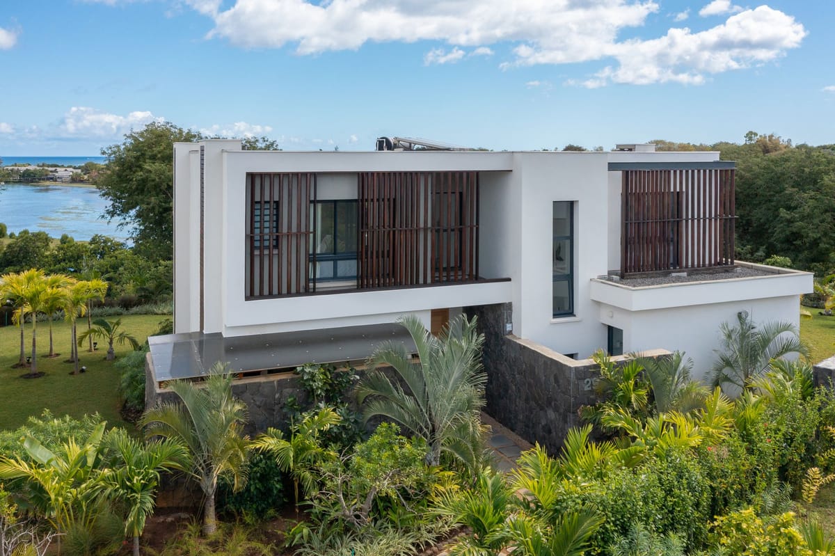 Seasonal Maintenance Checklists to Protect Your Luxury Home’s Value