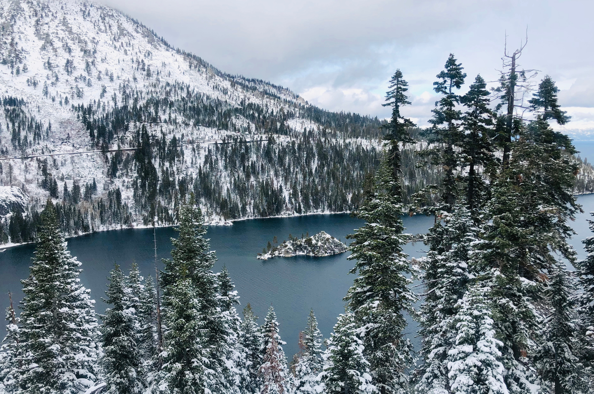 33 Most Exclusive Christmas Destinations for Luxury Home Exchanges in the USA