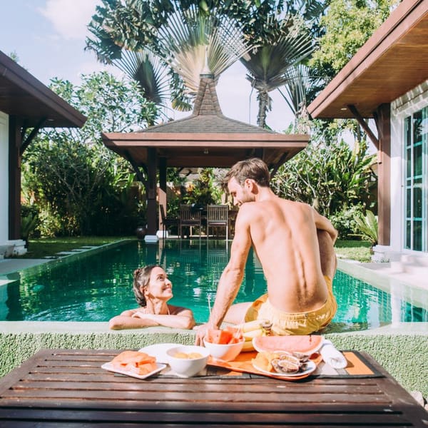 How to Balance Privacy and Social Life in a Luxury Vacation Home Community