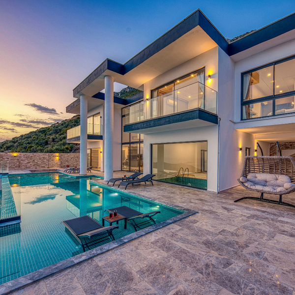 How to Turn Your Vacation Home into a Travel Hub