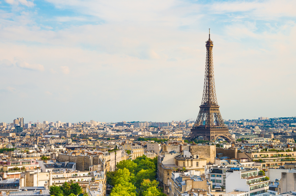 7 Iconic Global Attractions Accessible Through Luxury Home Exchanges