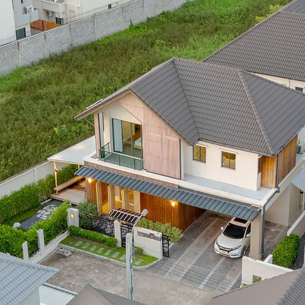 Asia's Top Luxury Home Swap Destinations: Tokyo, Maldives & Singapore